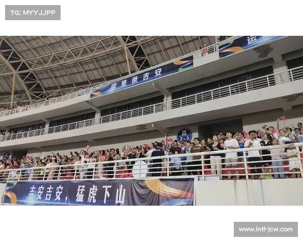 欧冠赛场激情燃动球迷文化绽放独特魅力营造震撼比赛氛围