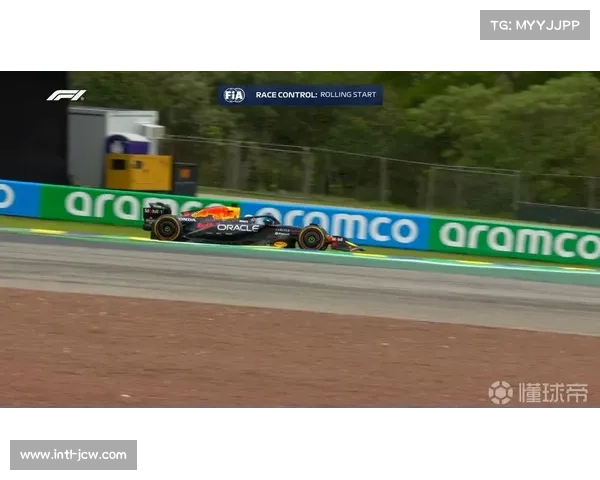 冲刺赛红旗中断后，诺里斯稳守领先击败安东内利