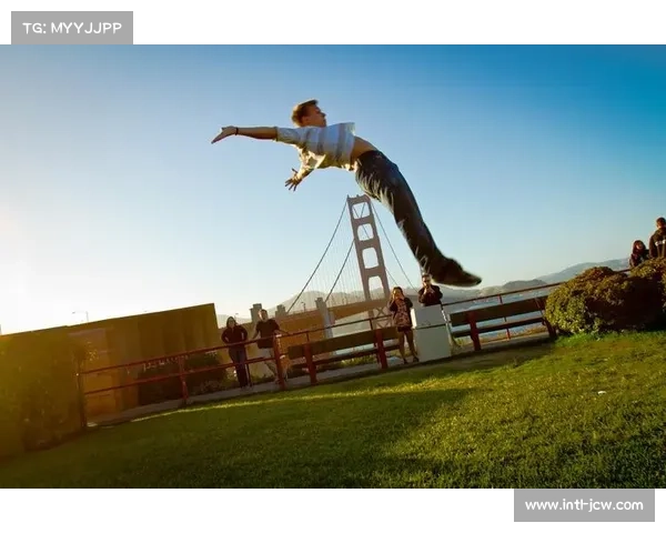 加拿大17岁小将迈克全国极限运动大赛转体900度傲视群雄